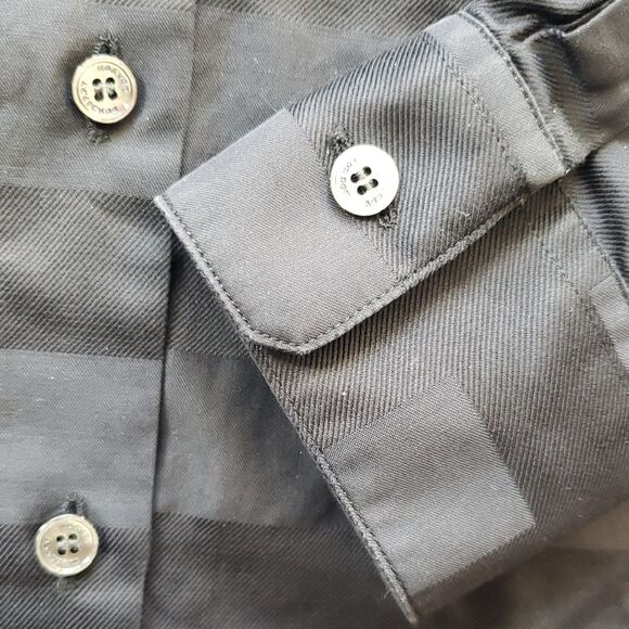 Burberry Black Novacheck Chic Feminine Edgy Trendy Button Down Shirt Size 6 - Picture 3 of 7
